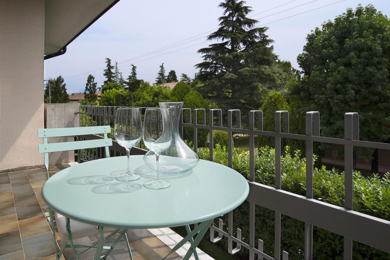 Ferienwohnung Baseventuno 4 Bilocale Sirmione Exterior foto
