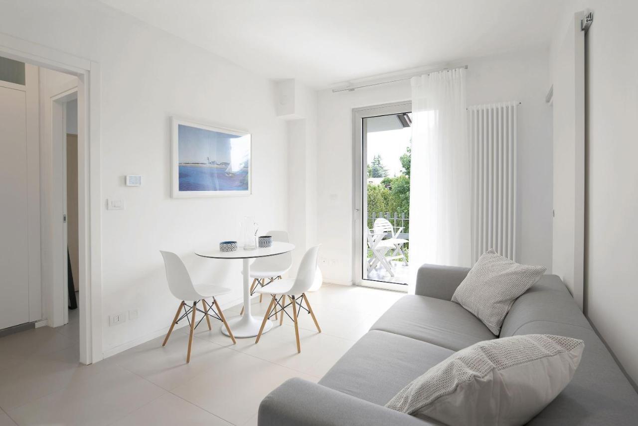 Ferienwohnung Baseventuno 4 Bilocale Sirmione Exterior foto