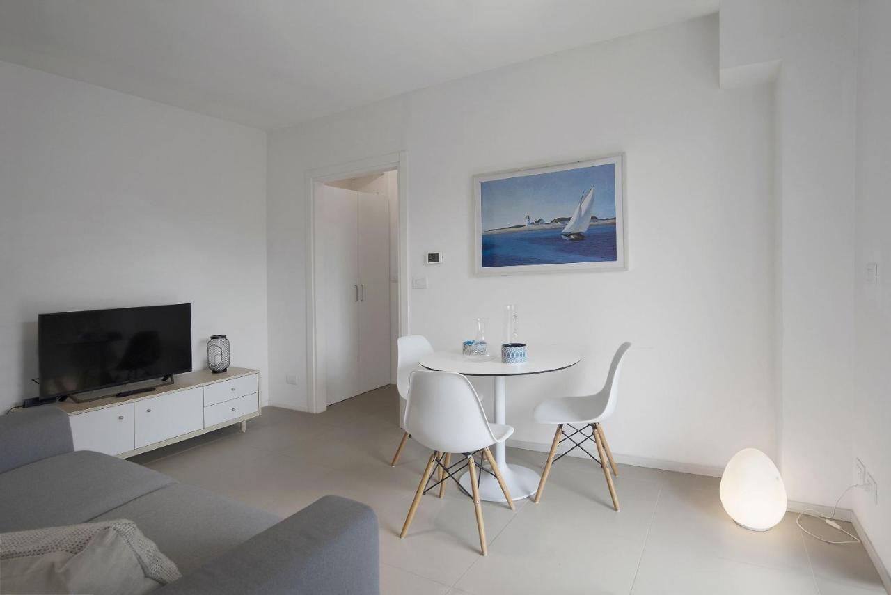 Ferienwohnung Baseventuno 4 Bilocale Sirmione Exterior foto